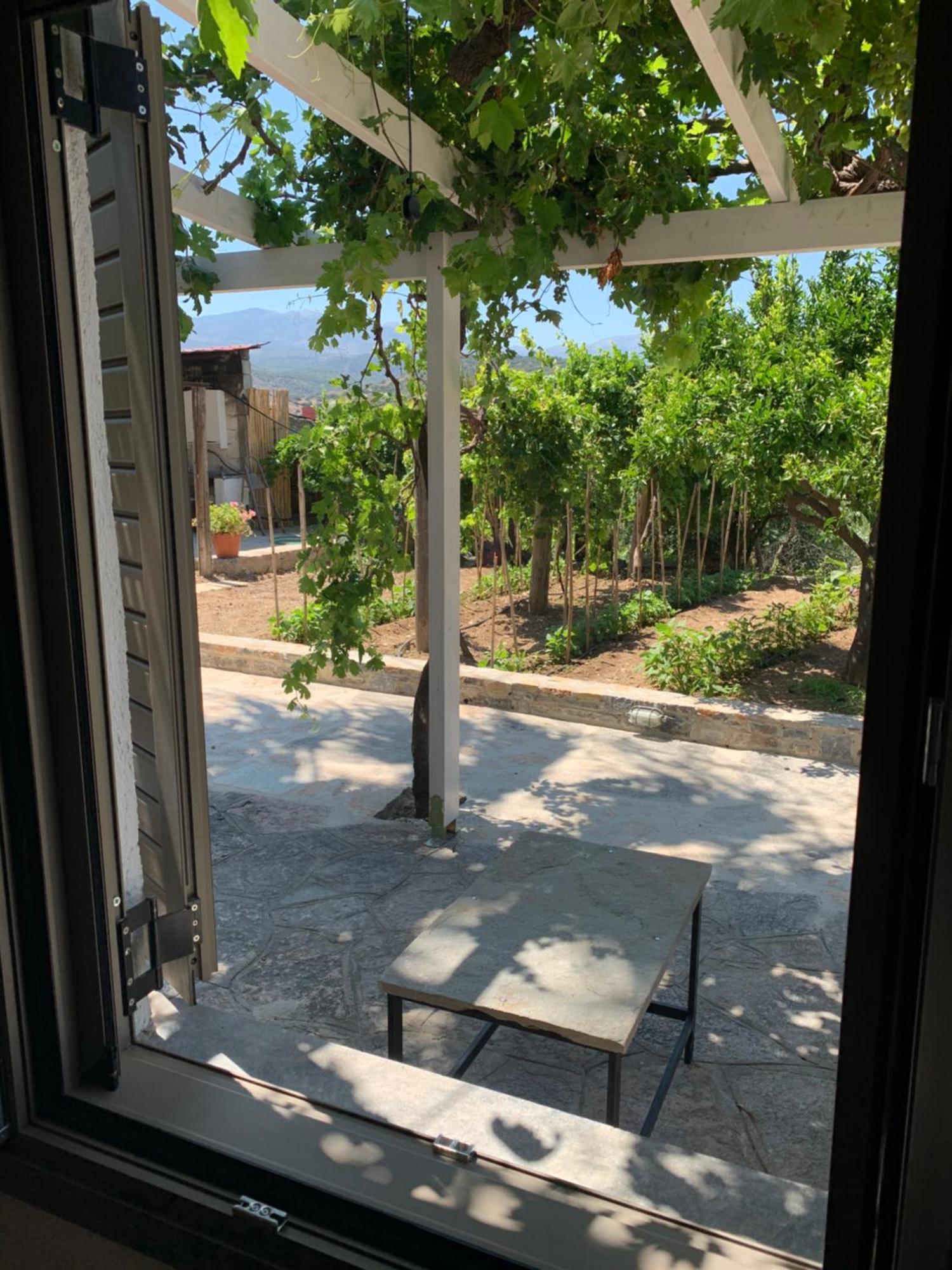Gioma Garden איסטרו
