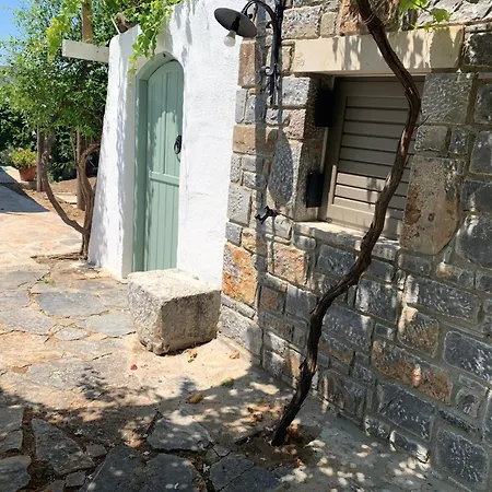 Gioma Garden Villas Istro Exterior photo