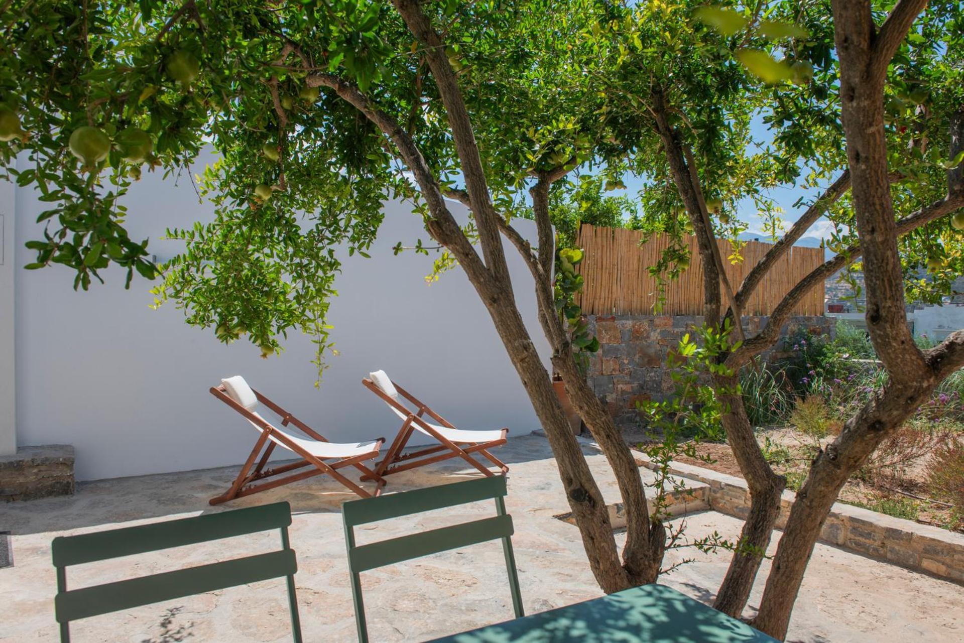 Gioma Garden Apartment