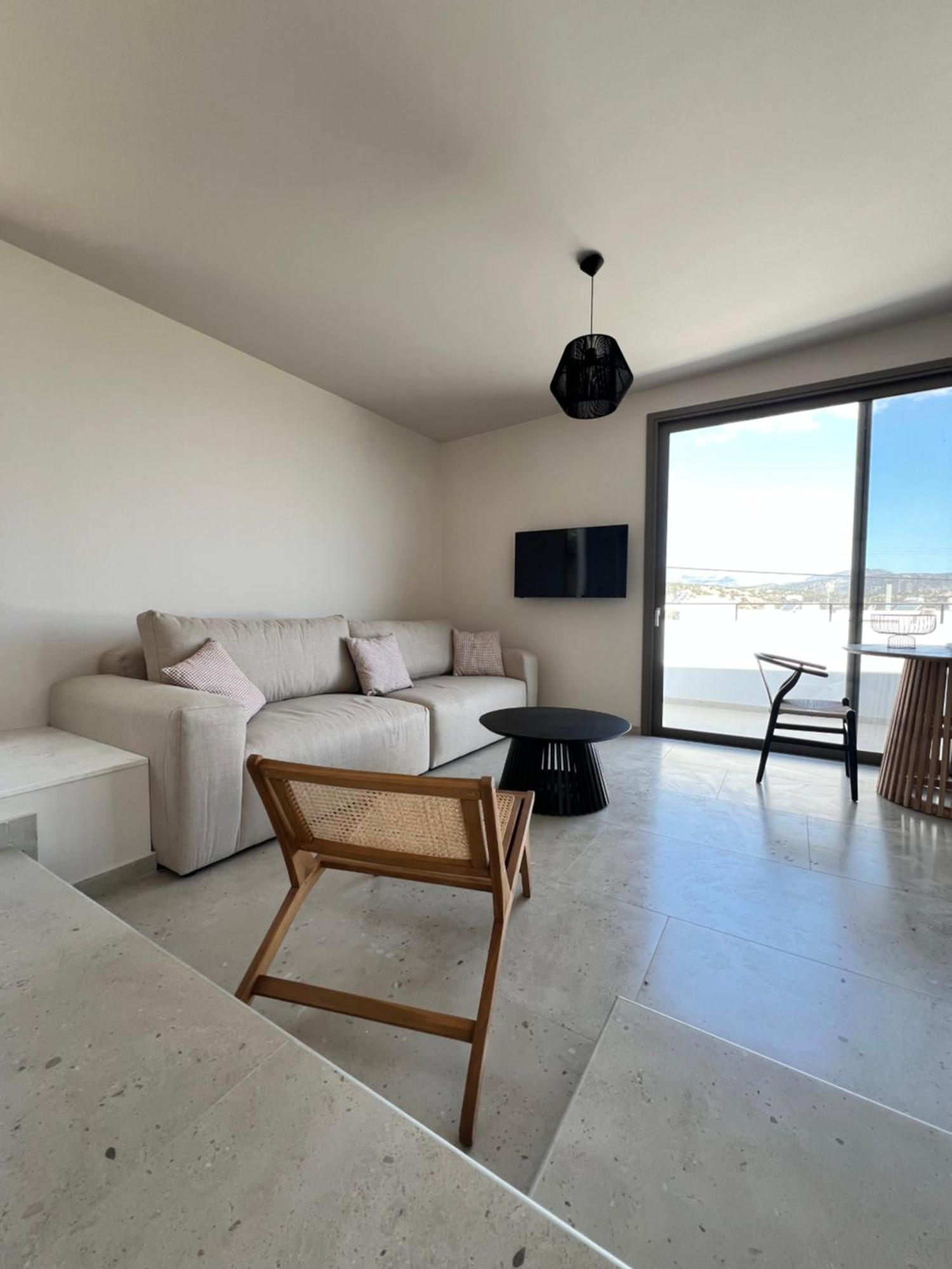 Gioma Garden * Istron